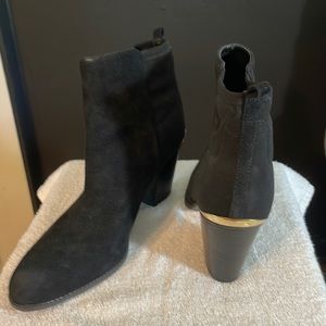 Marc Fisher Size 8, Black shoes/booties